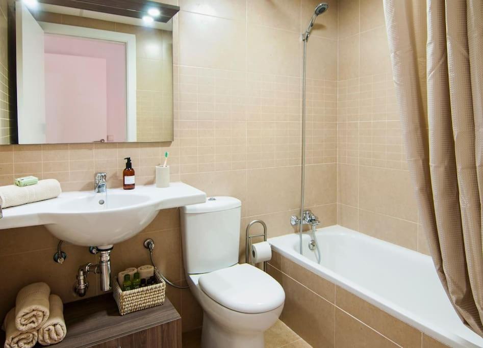 Sentirse En Casa Lejos De Casa. Apartamento 2. อัลเมรีอา ภายนอก รูปภาพ